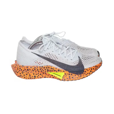 Löparskor (FN7674-900) från Nike