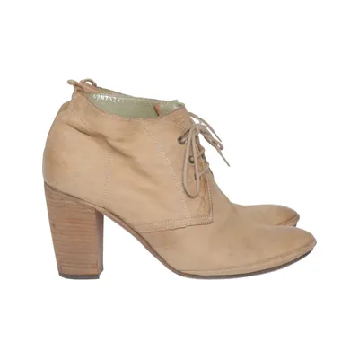 Stövletter (Beige) från YKX & CO Skinn