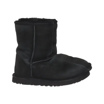 Boots (Classic Short II) från UGG Mocka