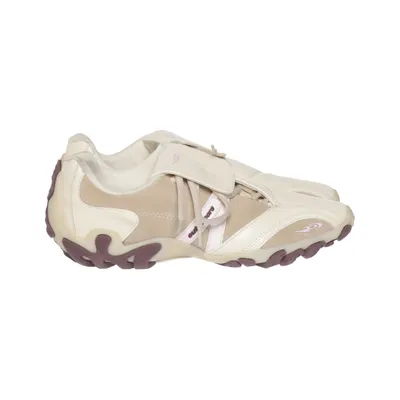 Sneakers (1592/664/202) från Mizuno