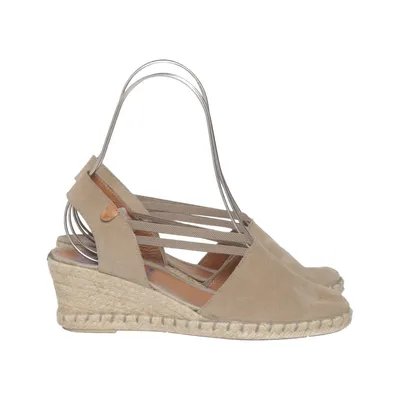 Wedges (Beige) from Verbenas