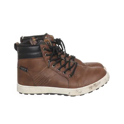 Laced boots (Brown) from Polecat