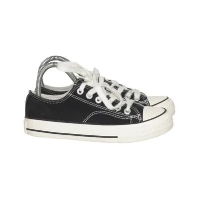 Canvas shoes (Black, White) from Invxe