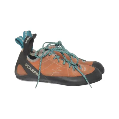 Climbing shoes (Helix Wmn) from Scarpa