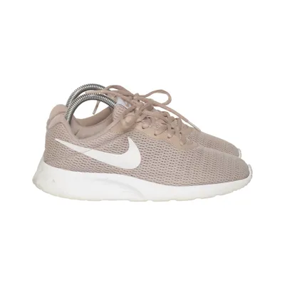 Baskets (Beige, Blanc) de Nike