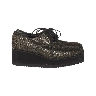 Chaussure compensées (Or, Noir) de Pedro Miralles