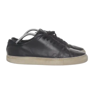 Sneakers (Zwart) van Arigato