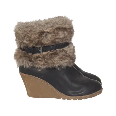 Wedges (Black, Brown) from Super Mode