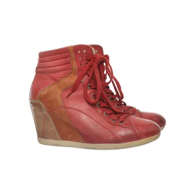 Wedges (Red) from Oxmox