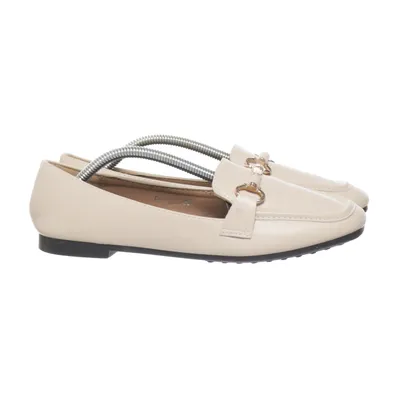 Loafers (Beige)