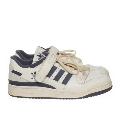 Sneakers (Forum Low) fra Adidas