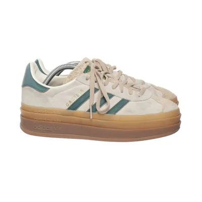 Sneakers (Gazelle) from Adidas