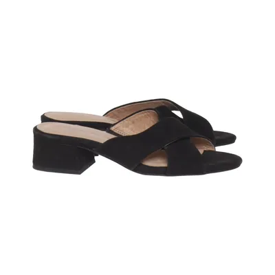 Mules (Extracted product information from images.) från Tamaris Skinn