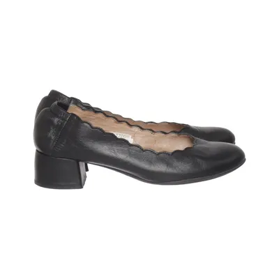 Pumps (Black) from Wonders Leather