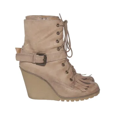 Wedges (Beige) from Akira