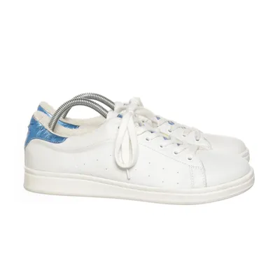Baskets (Blanc, Bleu) de ILC