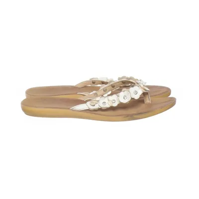 Flip-flops (Brown, White) from Super Me
