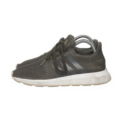Sneakers (Swift Run) från Adidas thumbnail 3