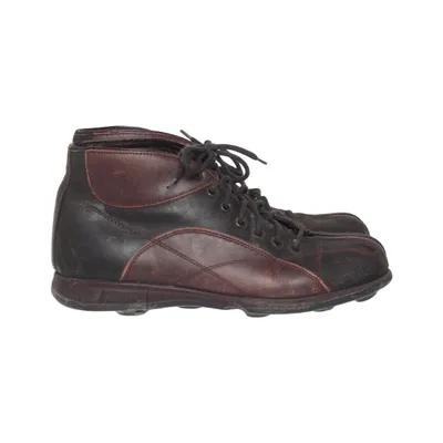 Laced boots (Brown, Black) from Zeus