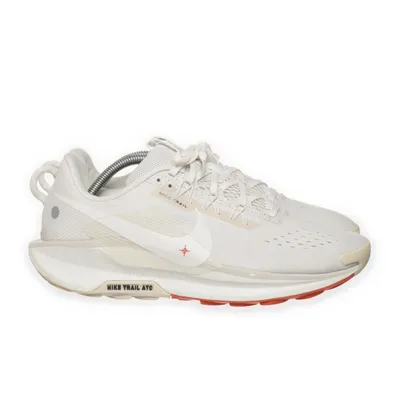 Sneakers (White) from Nike Trail