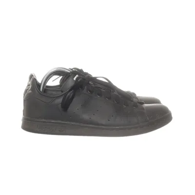 Sneakers (Black) from Stan Smith x Adidas