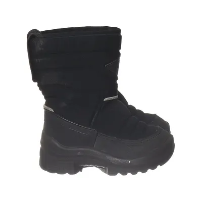 Boots (Black) from Kuoma