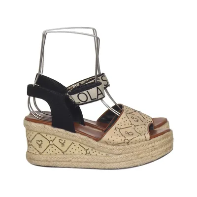Wedges (Beige, Black, Brown) from Lola Casademunt