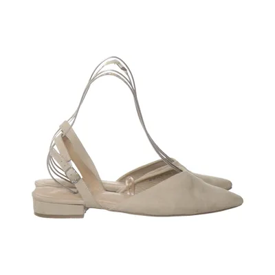 Walking shoes (Beige) from Clou