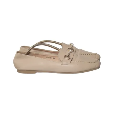 Loafers (Beige) from Erynn