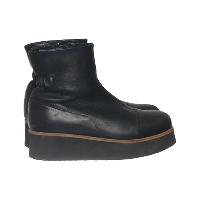 Boots (Svart) från Gram Skinn