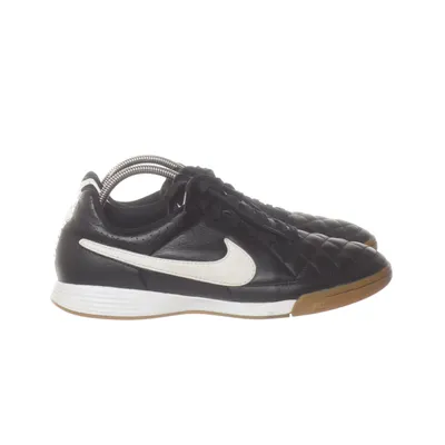 Sneakers (Tiempo) från Nike
