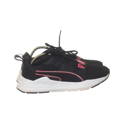 Trainers (Black, Pink) from Puma