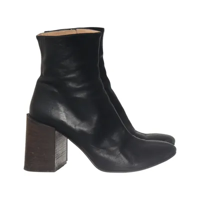 Stövletter (Svart) från Acne Studios Skinn