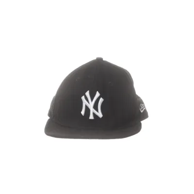 Pet (Zwart) van New Era Wol