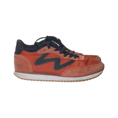Baskets (Rouge, Bleu) de Woden Cuir