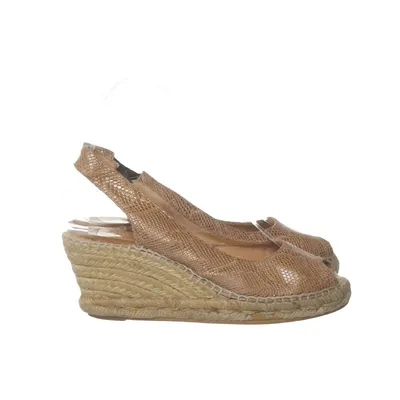 Wedges (Beige) from Kanna