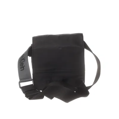 Axelremsväska (Svart) från Calvin Klein