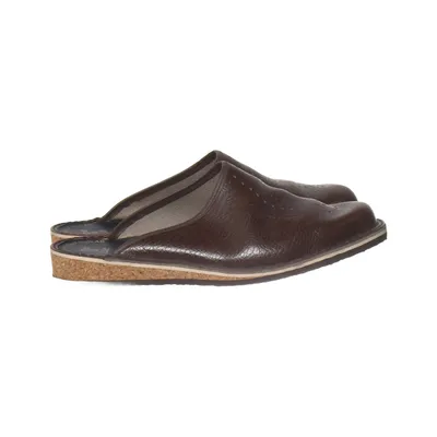 Slip-ins (Brown) from Tyst & Lätt Leather