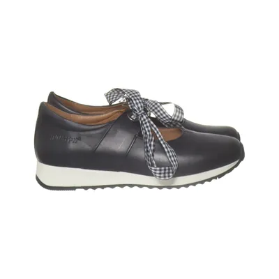 Baskets (Noir, Blanc) de Cinnamon
