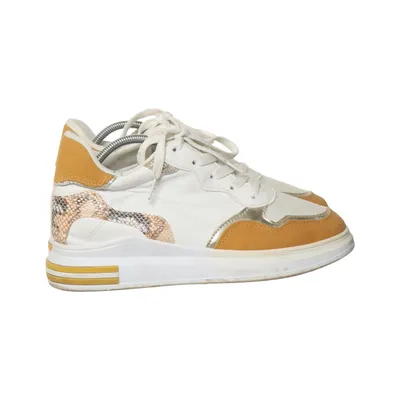 Baskets (Blanc, Jaune, Multicolore) de Ideal Shoes