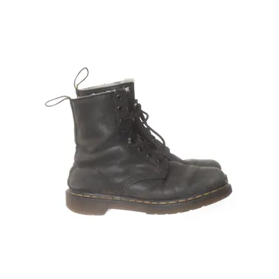 Laced boots (Gray) from Dr. Martens