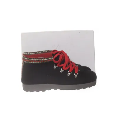 Kängor (Svart, Röd, Flerfärgad) från Norway