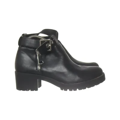 Ankle boots (Black) from C'M Paris