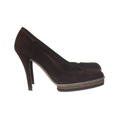 Pumps (Brown) from Stuart Weitzman Leather