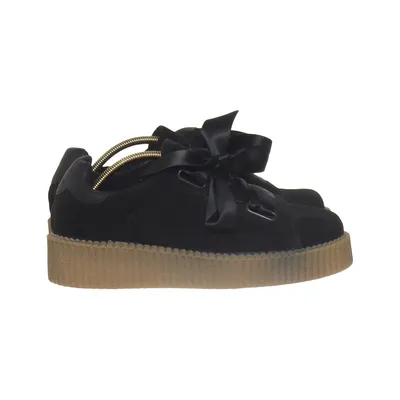 Walking shoes (Black, Beige) from North Star