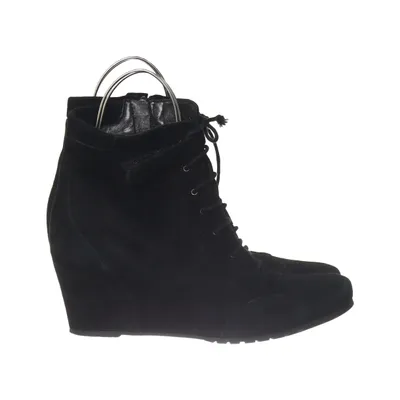 Laced boots (Black) from Fonnesberg