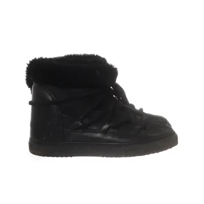 Kängor (Svart) från Inuikii