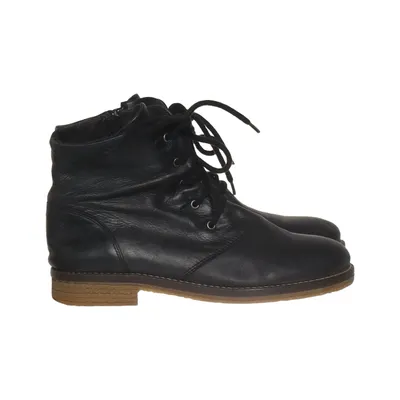 Schnürstiefel (Schwarz) von Rosa Negra