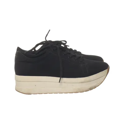 Sneakers (Black) from Vagabond