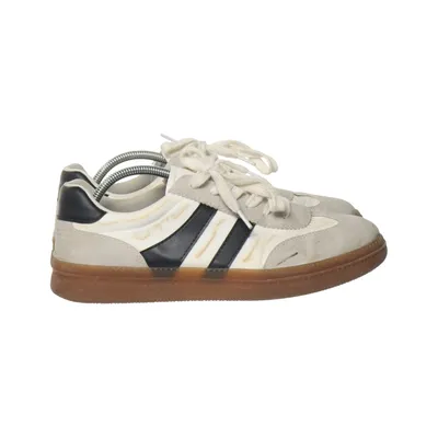 Sneakers (Samba) from Xit